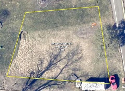 Photo of 621 S 2nd Street, Newark, OH 43055 (MLS # 226003972)