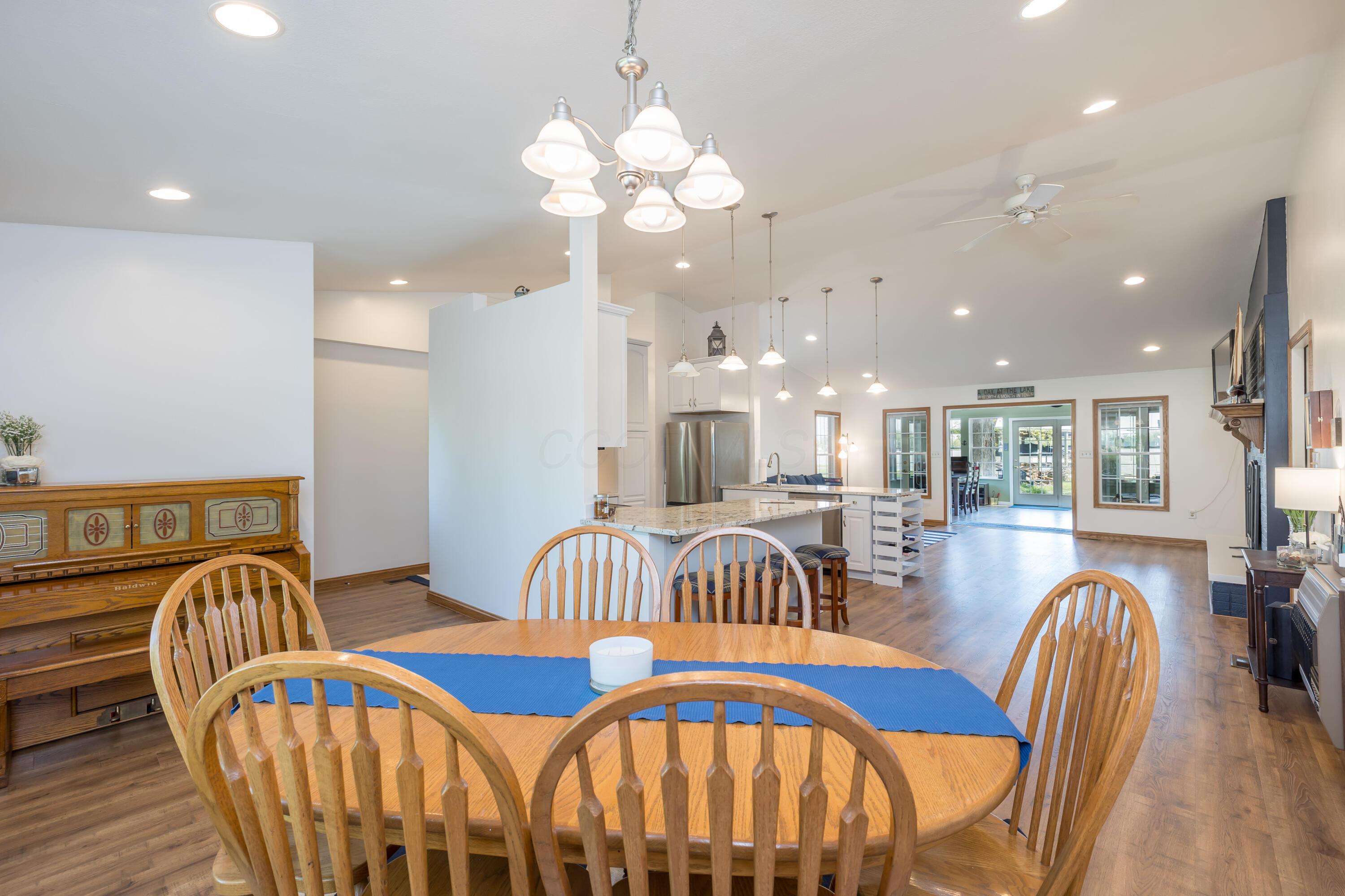 9342 Oh-368, Huntsville, Ohio image 20