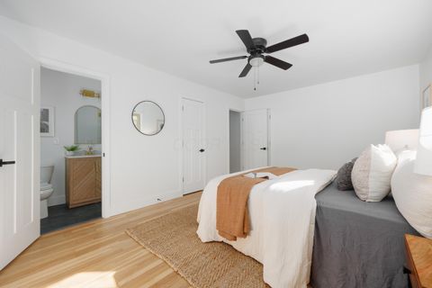 Tiny photo for 3296 Leighton Road, Columbus, OH 43221 (MLS # 225039556)
