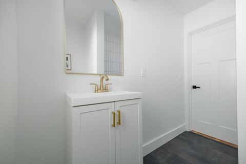 Tiny photo for 3296 Leighton Road, Columbus, OH 43221 (MLS # 225039556)