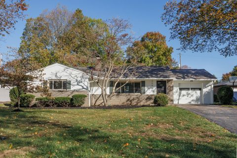 Photo of 3296 Leighton Road, Columbus, OH 43221 (MLS # 225039556)