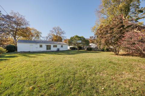 Tiny photo for 3296 Leighton Road, Columbus, OH 43221 (MLS # 225039556)