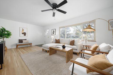 Tiny photo for 3296 Leighton Road, Columbus, OH 43221 (MLS # 225039556)