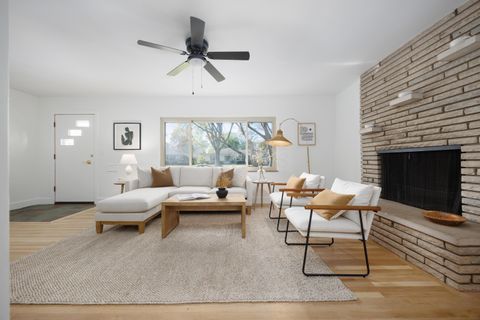 Tiny photo for 3296 Leighton Road, Columbus, OH 43221 (MLS # 225039556)