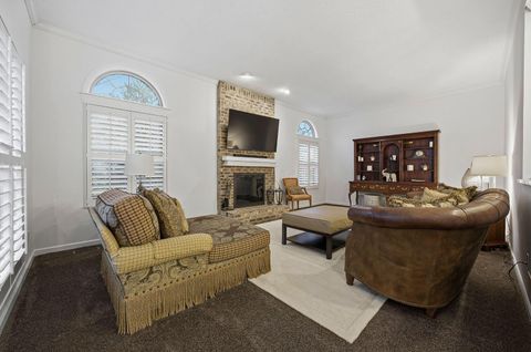 Tiny photo for 7314 Winnipeg Drive, Dublin, OH 43016 (MLS # 225044539)