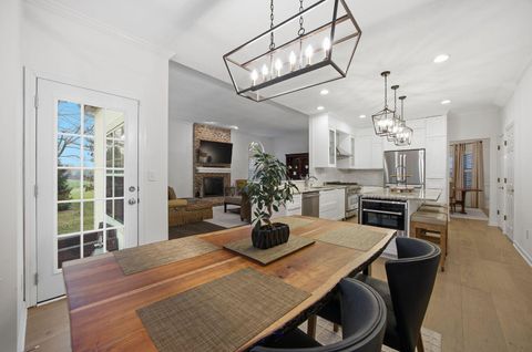 Tiny photo for 7314 Winnipeg Drive, Dublin, OH 43016 (MLS # 225044539)