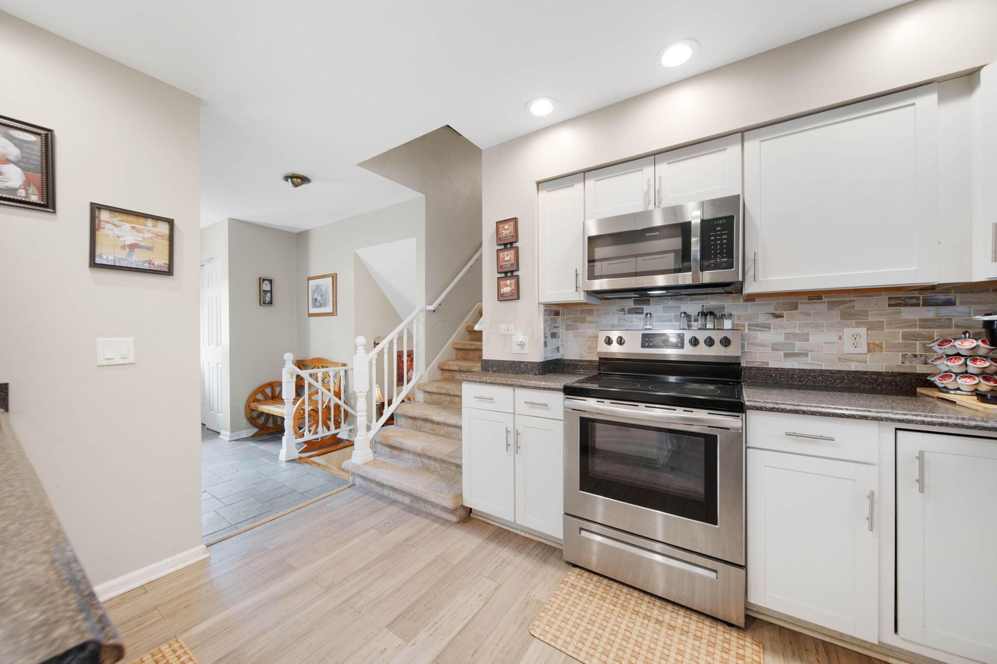 6374 Balsam Drive, Reynoldsburg, Ohio image 11