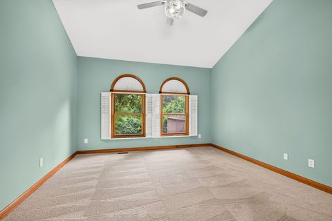 Tiny photo for 895 Linworth Village Drive, Columbus, OH 43235 (MLS # 226025764)