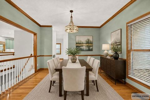 Tiny photo for 895 Linworth Village Drive, Columbus, OH 43235 (MLS # 226025764)
