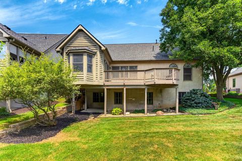 Tiny photo for 895 Linworth Village Drive, Columbus, OH 43235 (MLS # 226025764)