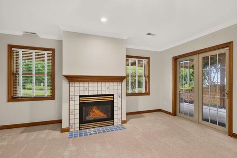 Tiny photo for 895 Linworth Village Drive, Columbus, OH 43235 (MLS # 226025764)