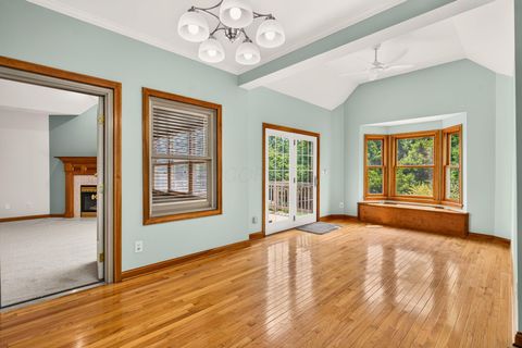Tiny photo for 895 Linworth Village Drive, Columbus, OH 43235 (MLS # 226025764)