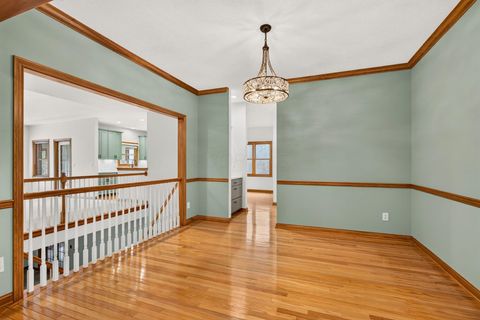 Tiny photo for 895 Linworth Village Drive, Columbus, OH 43235 (MLS # 226025764)