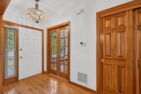 Tiny photo for 895 Linworth Village Drive, Columbus, OH 43235 (MLS # 226025764)