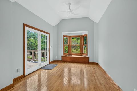 Tiny photo for 895 Linworth Village Drive, Columbus, OH 43235 (MLS # 226025764)