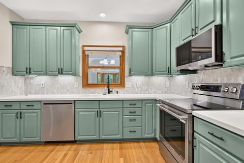 Tiny photo for 895 Linworth Village Drive, Columbus, OH 43235 (MLS # 226025764)