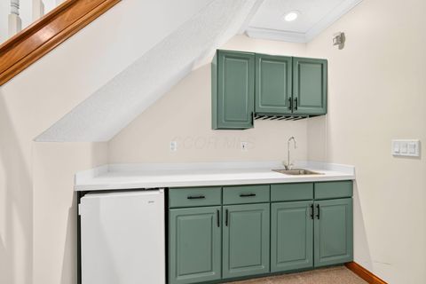 Tiny photo for 895 Linworth Village Drive, Columbus, OH 43235 (MLS # 226025764)