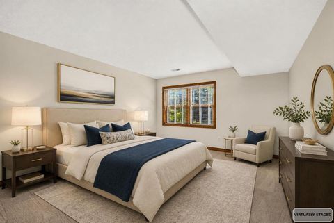 Tiny photo for 895 Linworth Village Drive, Columbus, OH 43235 (MLS # 226025764)