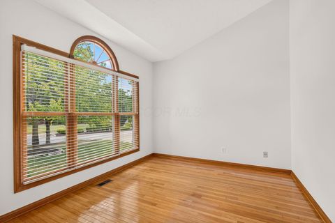 Tiny photo for 895 Linworth Village Drive, Columbus, OH 43235 (MLS # 226025764)