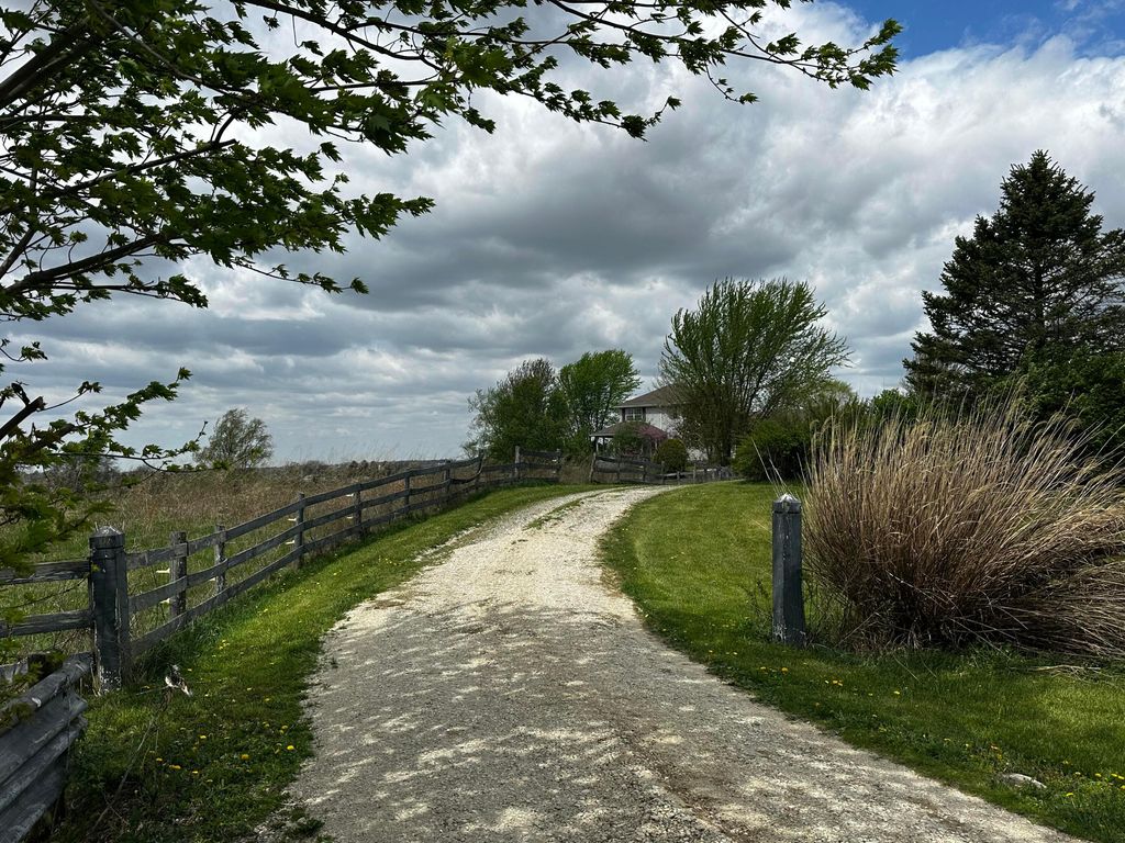 Photo of 9181 Bussert Road SW, Amanda, OH 43102 (MLS # 226011774)