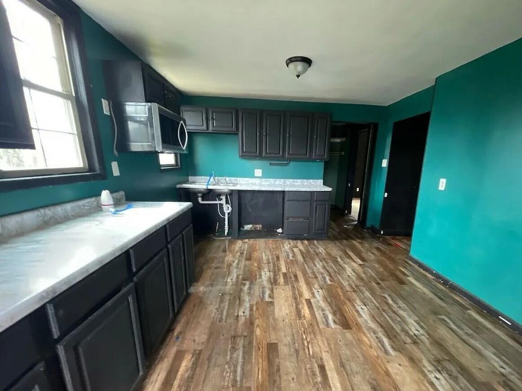Photo of 914 Stewart Avenue, Cambridge, OH 43725 (MLS # 226012775)