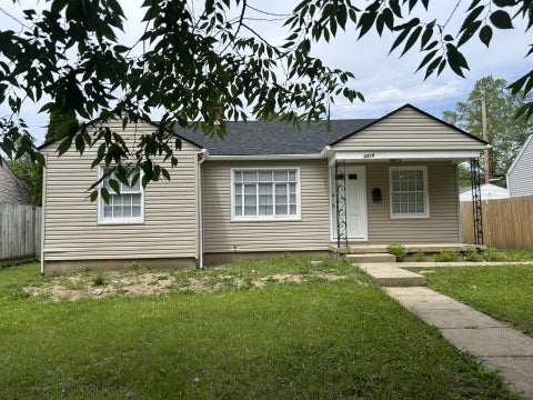 Homes For Sale - 2416 E Livingston Avenue<br/> Columbus, OH 43209