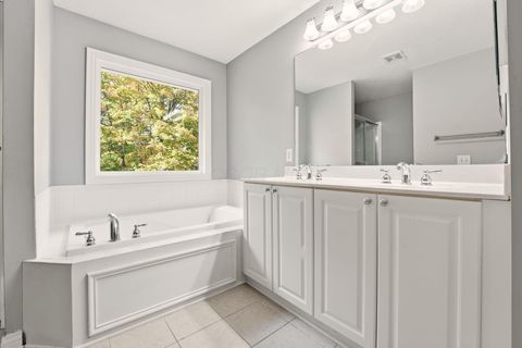 Tiny photo for 2715 Tucker Trail, Lewis Center, OH 43035 (MLS # 226006544)