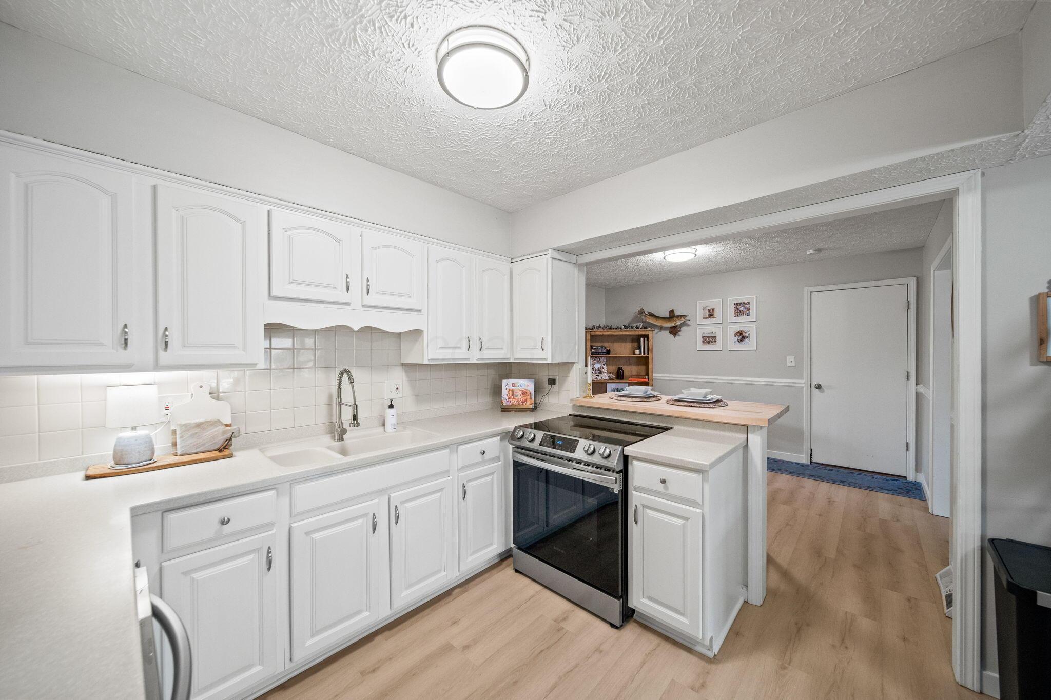 639 E Walnut Street, Westerville, Ohio image 11