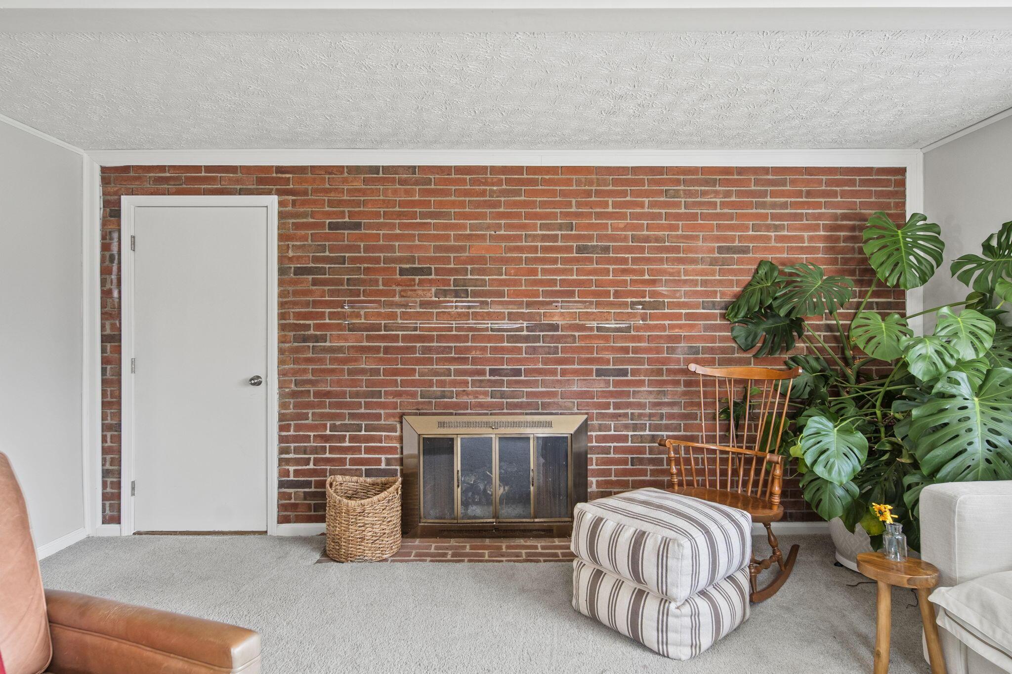 639 E Walnut Street, Westerville, Ohio image 28