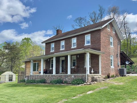 Photo of 33165 Blackburn Road, Logan, OH 43138 (MLS # 226013132)