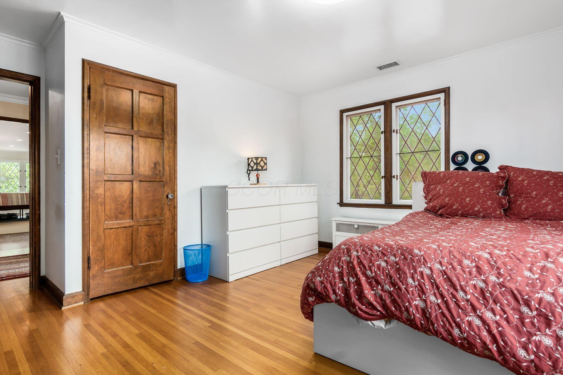 104 S Columbia Avenue, Bexley, Ohio image 37
