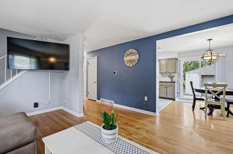 Tiny photo for 5471 Crawford Drive, Columbus, OH 43229 (MLS # 225041007)