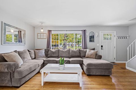 Tiny photo for 5471 Crawford Drive, Columbus, OH 43229 (MLS # 225041007)