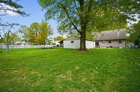 Tiny photo for 5471 Crawford Drive, Columbus, OH 43229 (MLS # 225041007)