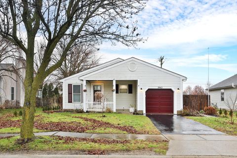 Photo of 2962 Carlsbad Drive, Hilliard, OH 43026 (MLS # 225045420)
