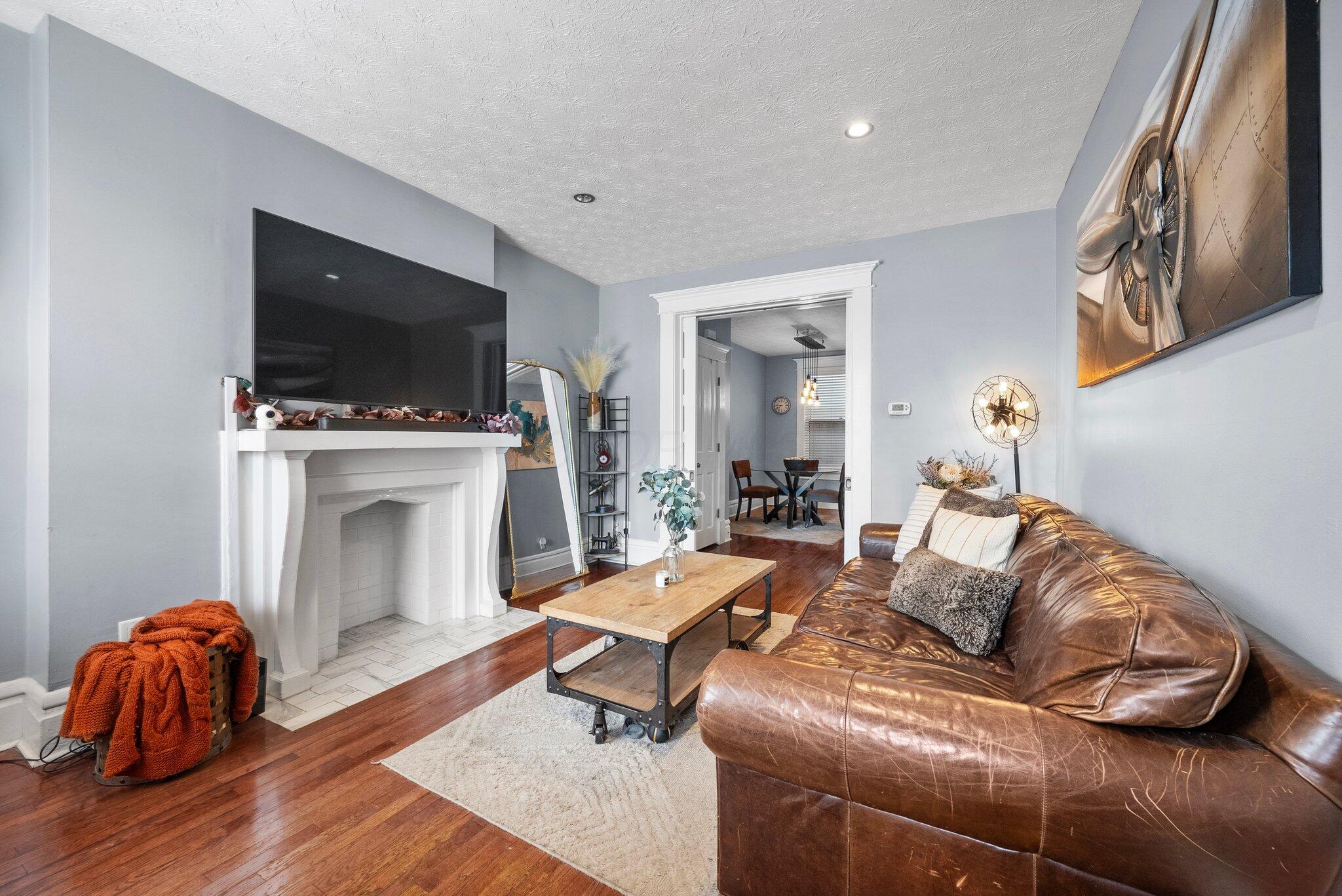 915 Dennison Avenue, Columbus, Ohio image 6