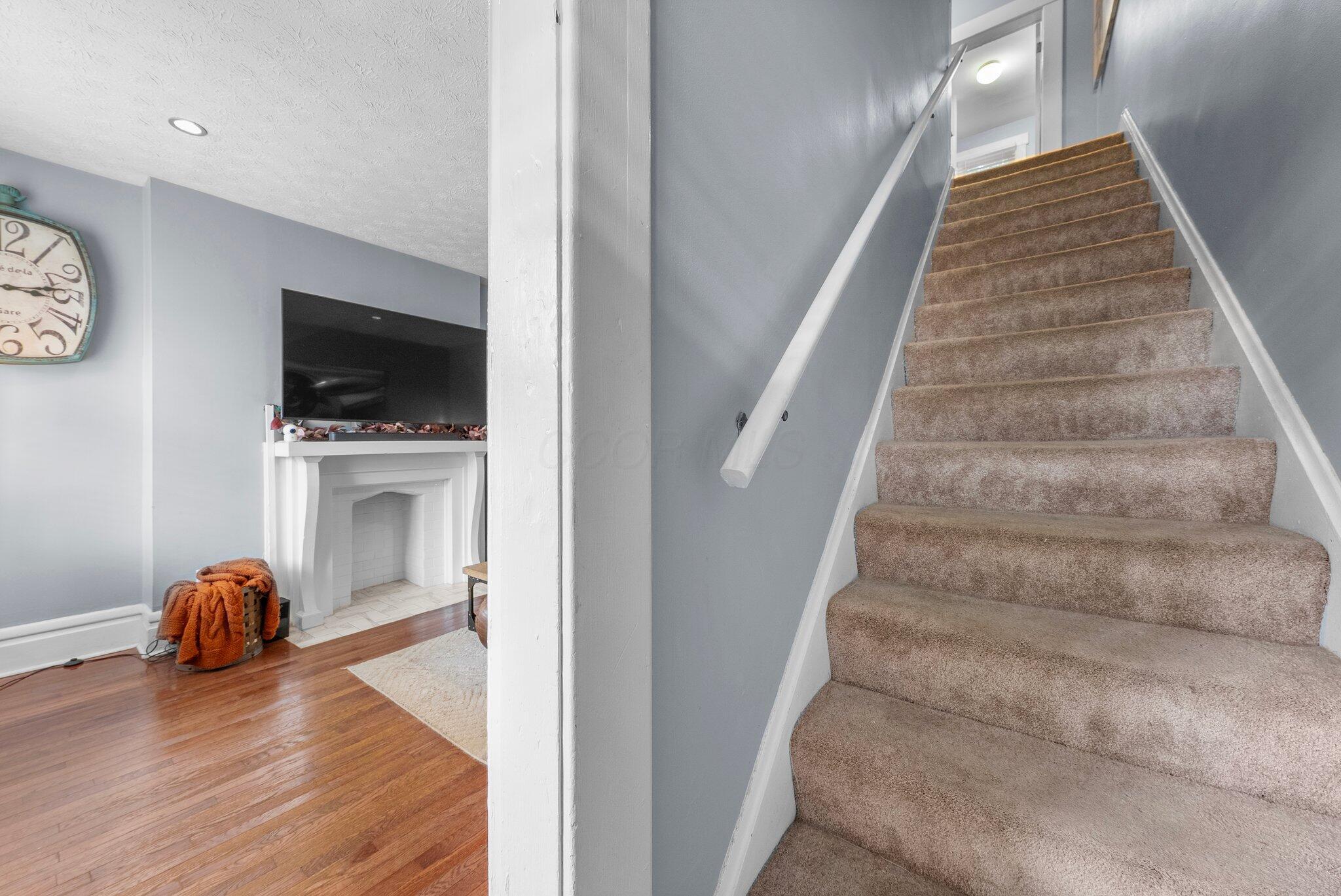 915 Dennison Avenue, Columbus, Ohio image 14