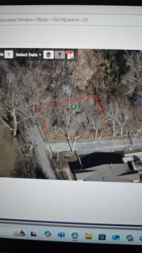 Photo of 716 S Souder Avenue, Columbus, OH 43223 (MLS # 225029847) Photo of 716 S Souder Avenue, Columbus, OH 43223 (MLS # 225029847)