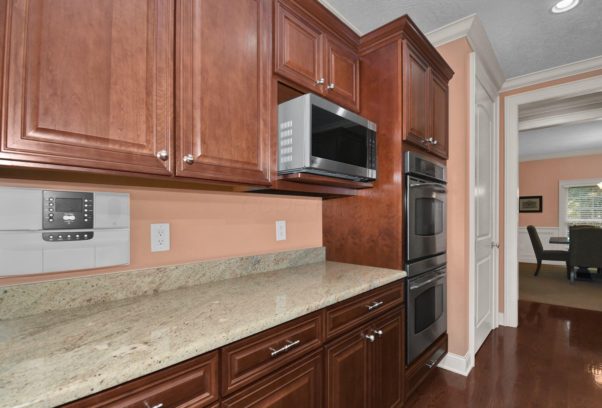 125 Fallen Ash Drive, Granville, Ohio image 33