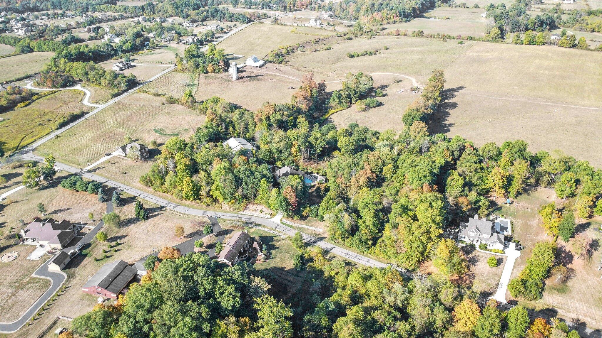 125 Fallen Ash Drive, Granville, Ohio image 16