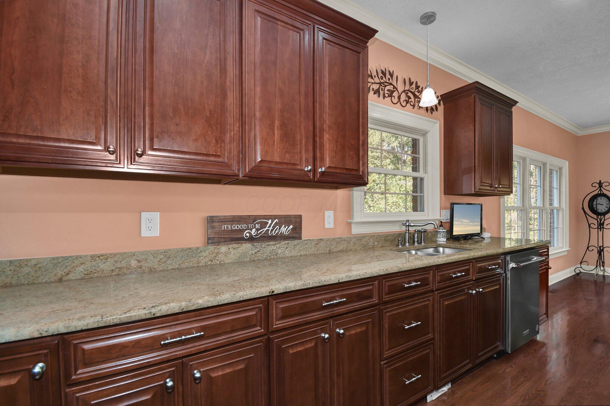 125 Fallen Ash Drive, Granville, Ohio image 34