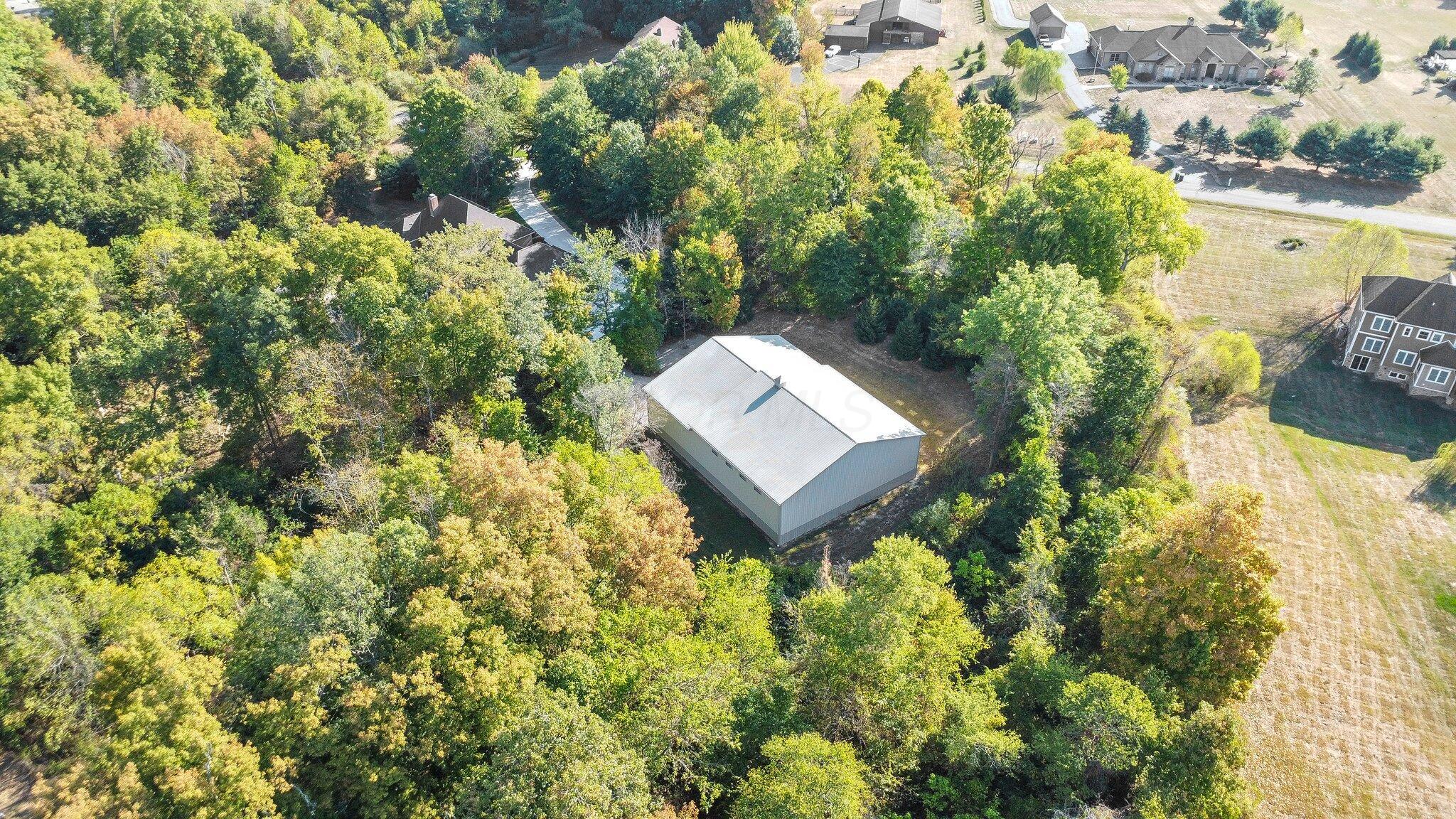 125 Fallen Ash Drive, Granville, Ohio image 12