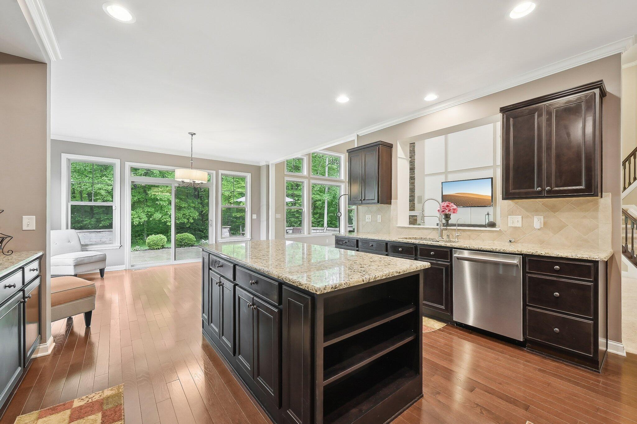 8136 Clark State Court, Blacklick, Ohio image 39