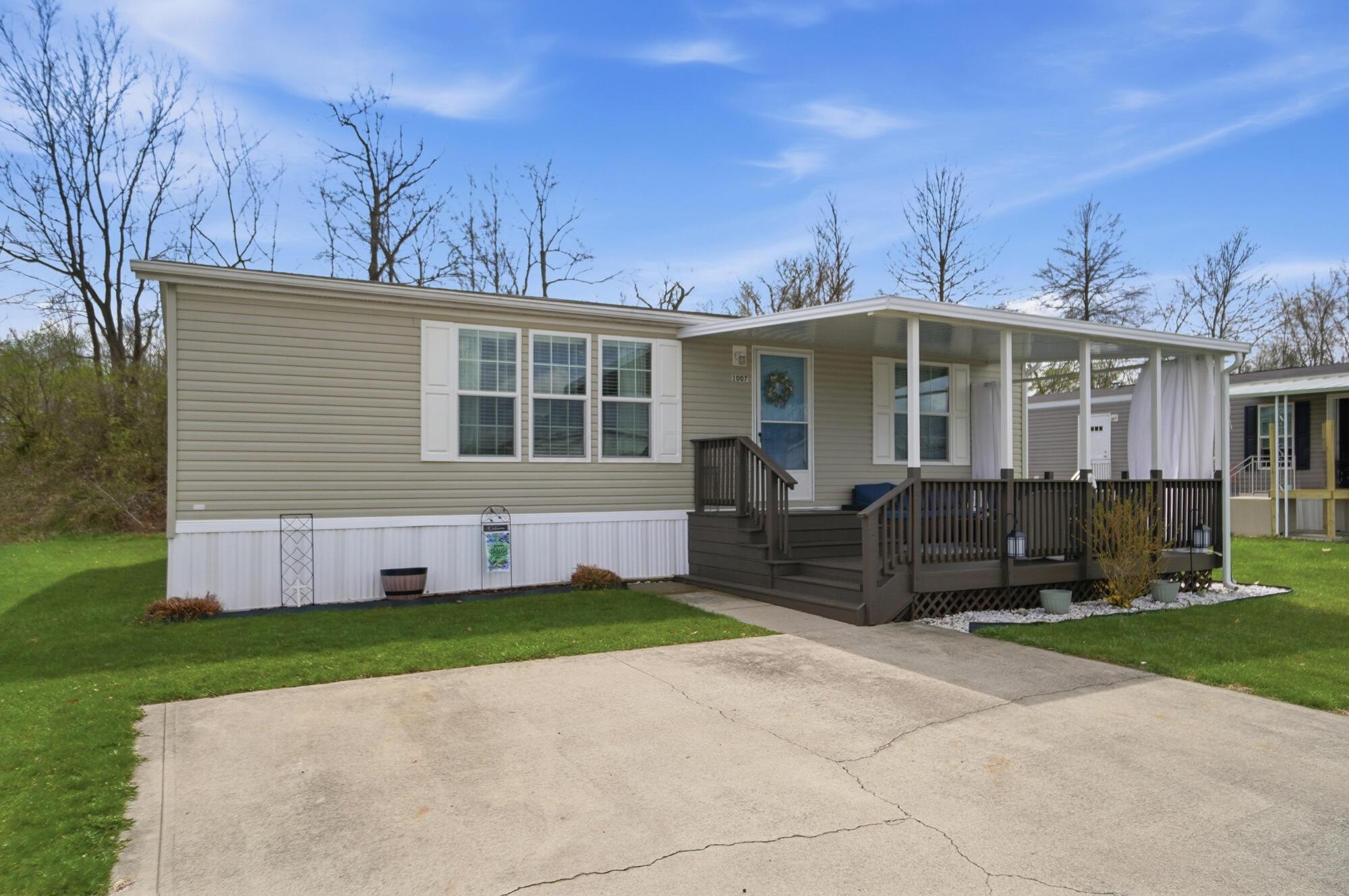 1100 Thornwood Drive SW 1007