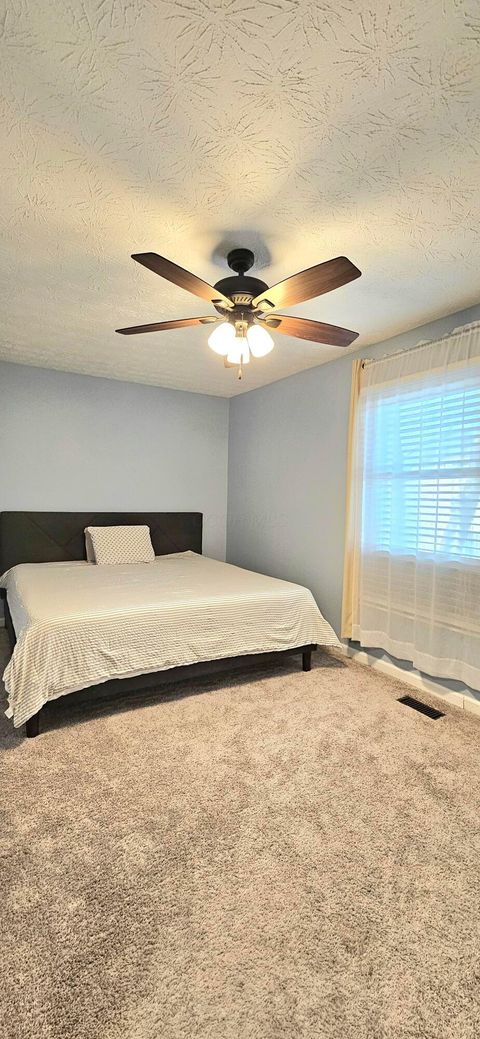 Tiny photo for 860 Pebblelane Drive 247 #247, Columbus, OH 43085 (MLS # 226002390)