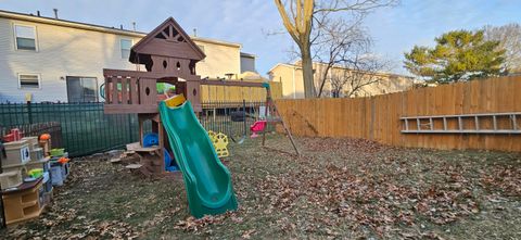 Tiny photo for 860 Pebblelane Drive 247 #247, Columbus, OH 43085 (MLS # 226002390)