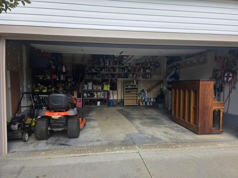 Tiny photo for 242 Trail Court, Newark, OH 43055 (MLS # 226022165)