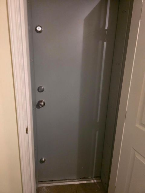 Tiny photo for 242 Trail Court, Newark, OH 43055 (MLS # 226022165)