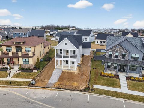 Photo of 3676 Beulah Park Drive #Drive, Grove City, OH 43123 (MLS # 225044231)