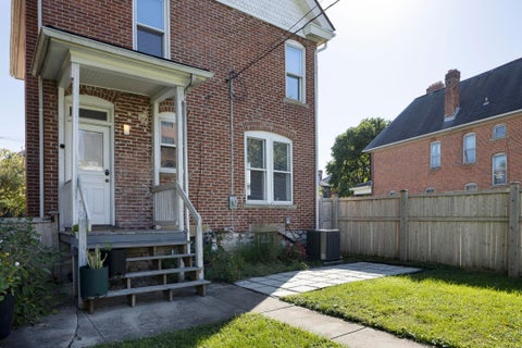 Tiny photo for 943 Mount Pleasant Avenue, Columbus, OH 43201 (MLS # 226038315)